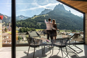 Hotel Ladinia Dolomites View Pozza Di Fassa